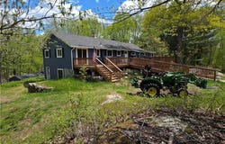 29 Parker Street, Glocester, RI 02814