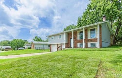 8 Wisteria Way, St Peters, MO 63376