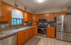 221 Crestwood Drive, North Mankato, MN 56003