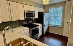 115 Saxonwald Ln, Castle Shannon, PA 15234