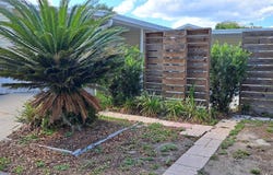 200 Devault St, Umatilla, FL 32784