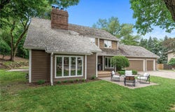 6810 Sand Ridge Road, Eden Prairie, MN 55346