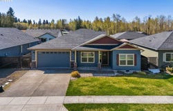 123 Zephyr DR, Silver Lake, WA 98645