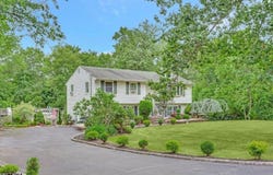 95 Gravel Hill Spotswood Rd, Monroe Twp., NJ 08831-3516