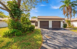 6375 W Pinehurst Cir, Tamarac, FL 33321