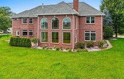4367 WINDEMER Lane, HOBART, WI 54155