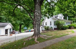 5900 Newburgh Road, Evansville, IN 47715