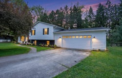 1330 Sequoia Lane, Heath, OH 43056