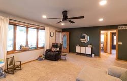 113 S 6th St, Sabetha, KS 66534