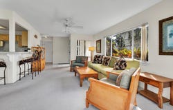 82-6077 MAMALAHOA HIGHWAY unit: B4, Captain Cook, HI 96704