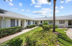 39 Lake Forest Place, Palm Coast, FL 32137