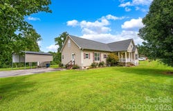 326 Dowell Road, Olin, NC 28660