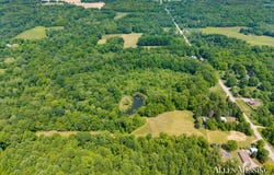 262 40th Street, Allegan, MI 49010