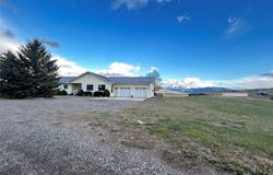 3 Chesapeake Drive, Livingston, MT 59047