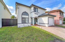 15712 SW 90th Ter, Miami, FL 33196