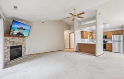 1040 River Place Blvd, Waukesha, WI 53189