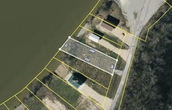 2857 Hardin Bottom River Road, Clifton, TN 38425