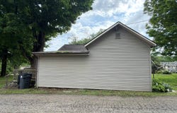 881 Hock St, Philo, OH 43771