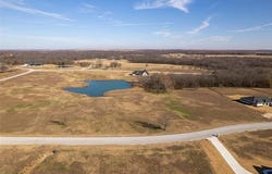 18 N 3994 Lane, Ramona, OK 74061