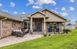 5744 Periwinkle Lane, Crestview, FL 32539