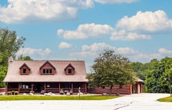N72w27020 White Pine Dr, Lisbon, WI 53089