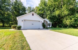 1215 Duncan Drive, Warsaw, IN 46580