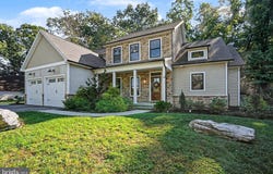 115 STONEHEDGE Drive, CARLISLE, PA 17015