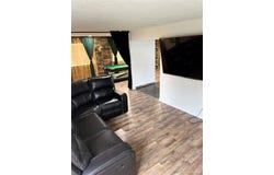 1452 W Humphrey Avenue, Flint, MI 48505