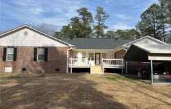 105 Nottingham Lane, Red Springs, NC 28377