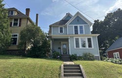 115 W Crescent, Marquette, MI 49855