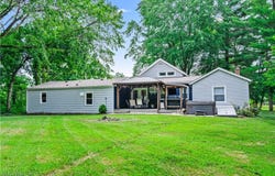 6170 Oberlin Road, Amherst, OH 44001