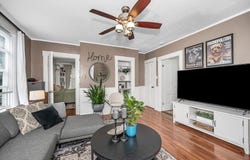 31 Arlington Street, Leominster, MA 01453
