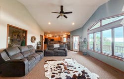 217 4th St SE, Wessington Springs, SD 57382
