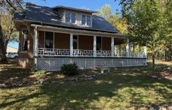 135 S 8th Street, Mammoth Spring, AR 72554