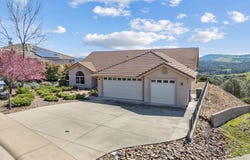 1105 Paradise Peak Rd, Valley Springs, CA 95252