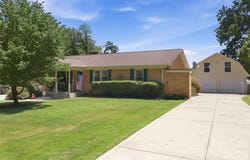 724 Hillcrest Drive, Bessemer City, NC 28016