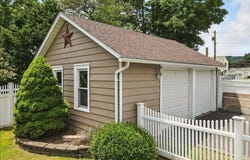 201 Ave. N, Matamoras, PA 18336