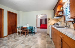 106 S RICHMOND Avenue, GILLETT, WI 54124-9300