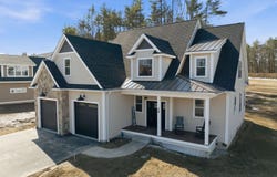 59 Lady Walsingham Way, Laconia, NH 03246