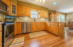 1179 Oakwood Court NW, Hutchinson, MN 55350