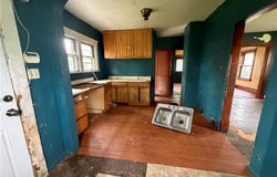 235 Iddings Avenue SE, Warren, OH 44483
