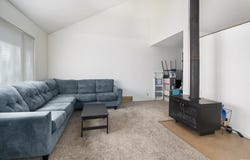 53455 Stoneridge Street, South Bend, IN 46637-5149