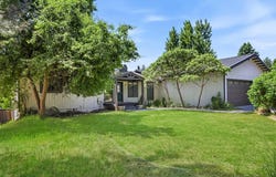 6422 E 17th Ave, Spokane Valley, WA 99212