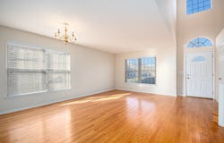 2221 Beaumont Court, Aurora, IL 60502