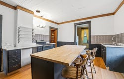 133 W DIVISION Street, FOND DU LAC, WI 54935-4029
