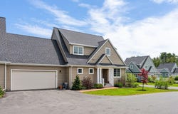 2 Foxglove Way, Brunswick, ME 04011