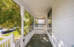 1125 E 4th St, Duluth, MN 55805
