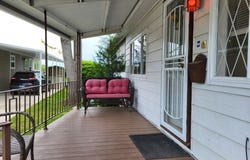 1053 Lakeview Road, Elgin, IL 60123