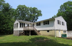 40 Rockland St, Easton, MA 02356