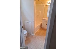 2-1 FLORENCE TOLLGATE PLACE, FLORENCE, NJ 08518